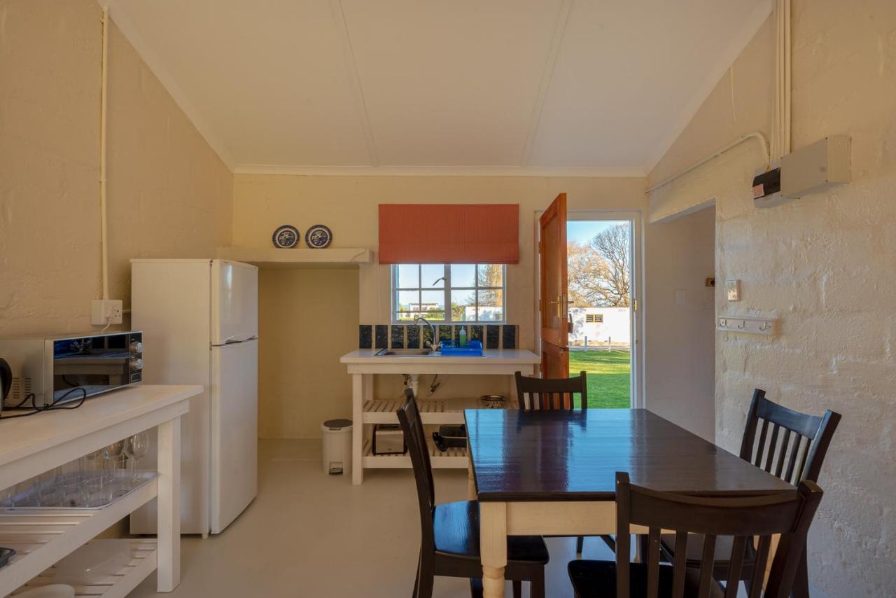 Honeyrock Cottages Kleinmond Buitenkant foto