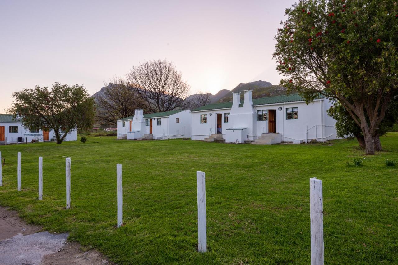 Honeyrock Cottages Kleinmond Buitenkant foto